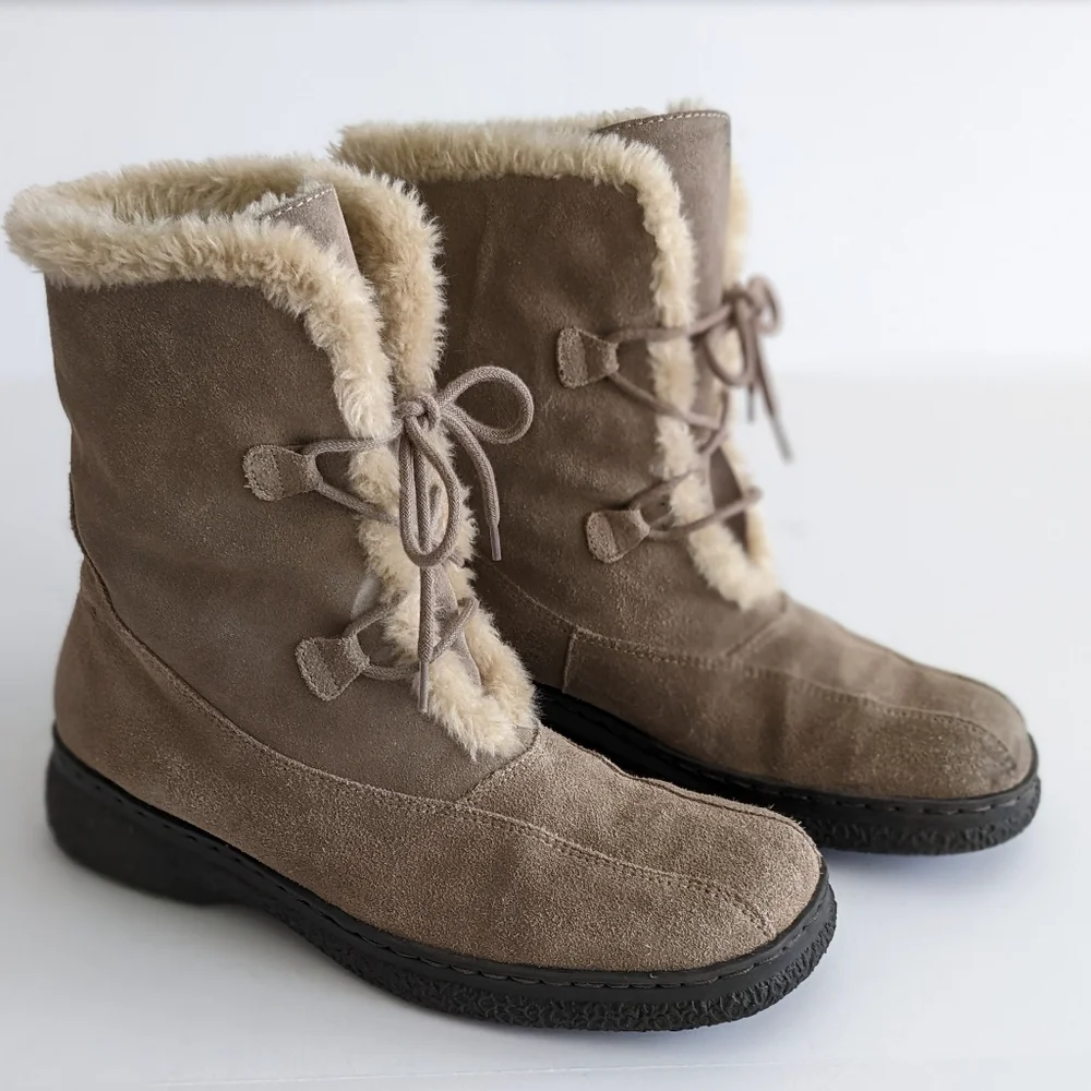 Baretraps Whitney Beige Suede Fur Lined Boots Size 10